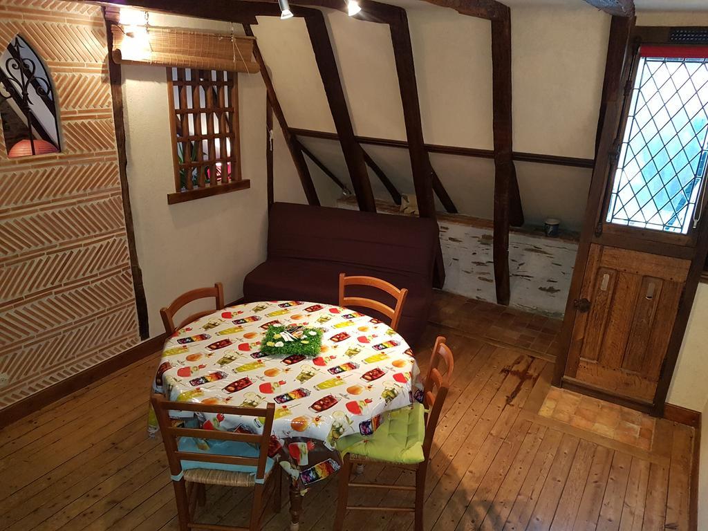 Le Petit Logis De Tinteniac 앙제 외부 사진